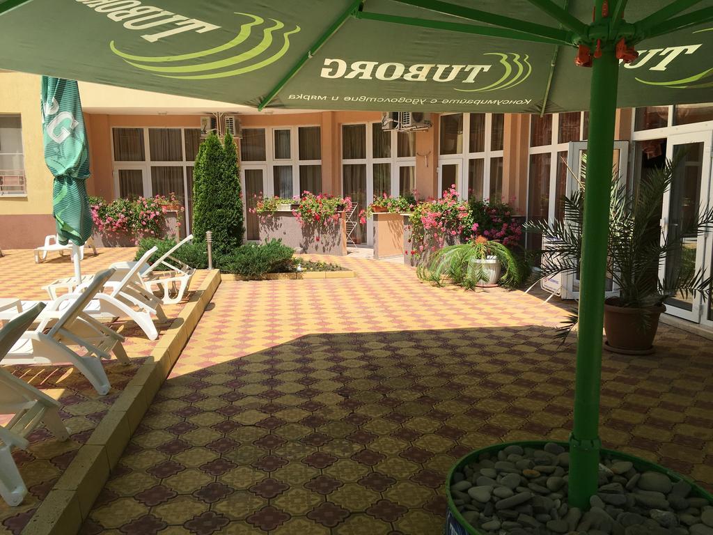 מלון סאני ביץ' Beatris Family House מראה חיצוני תמונה